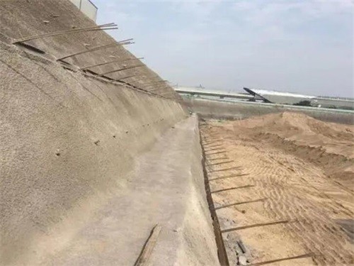 坡头河道边坡加固